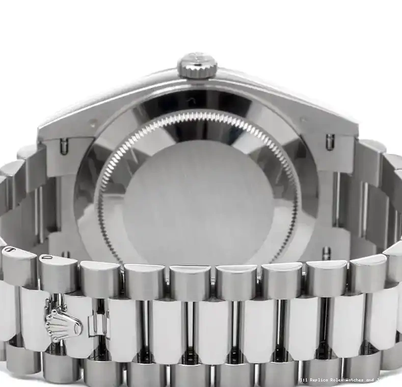Prestigious Jewelrys White Day-Date Gold Rolex 228239 0624